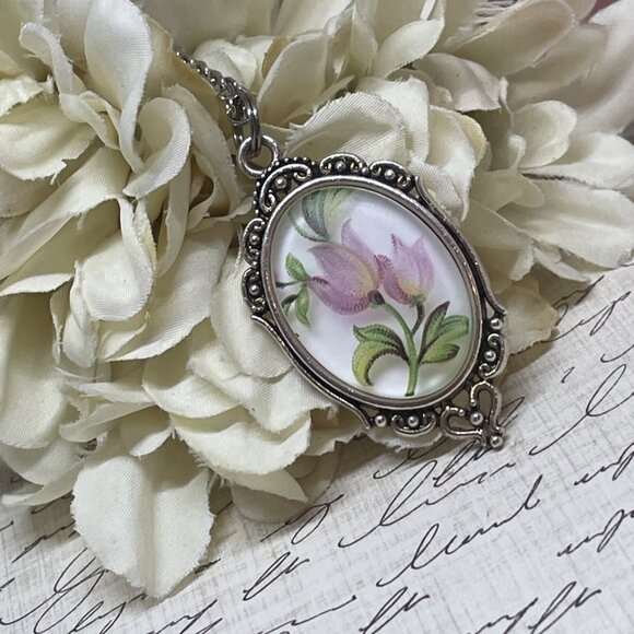 SILVER Pink Tulip Flower Girl Bridesmaids  Pendant Necklace Charm Wedding Gift - Picture 2 of 9